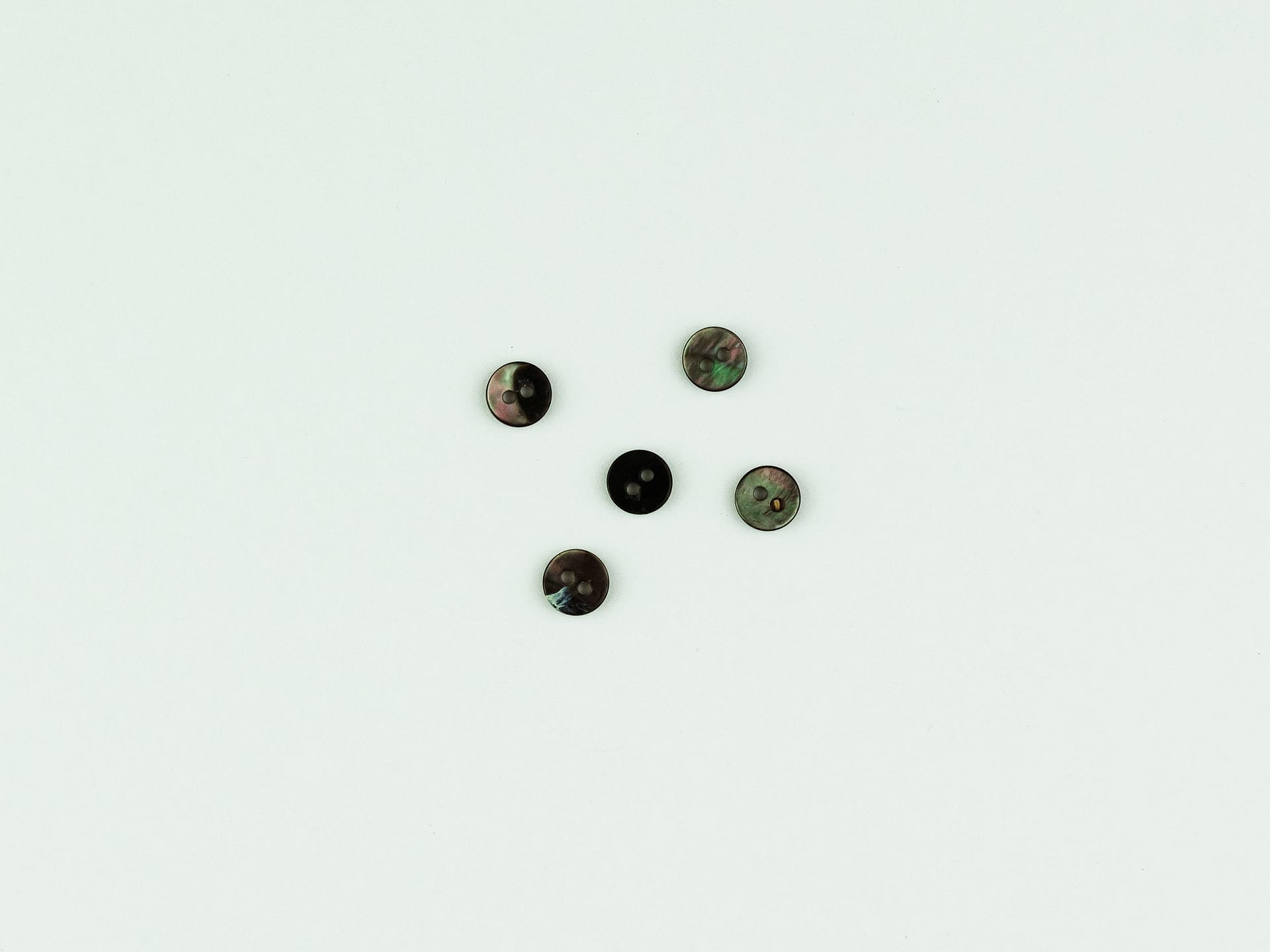 8mm mother of pearl buttons